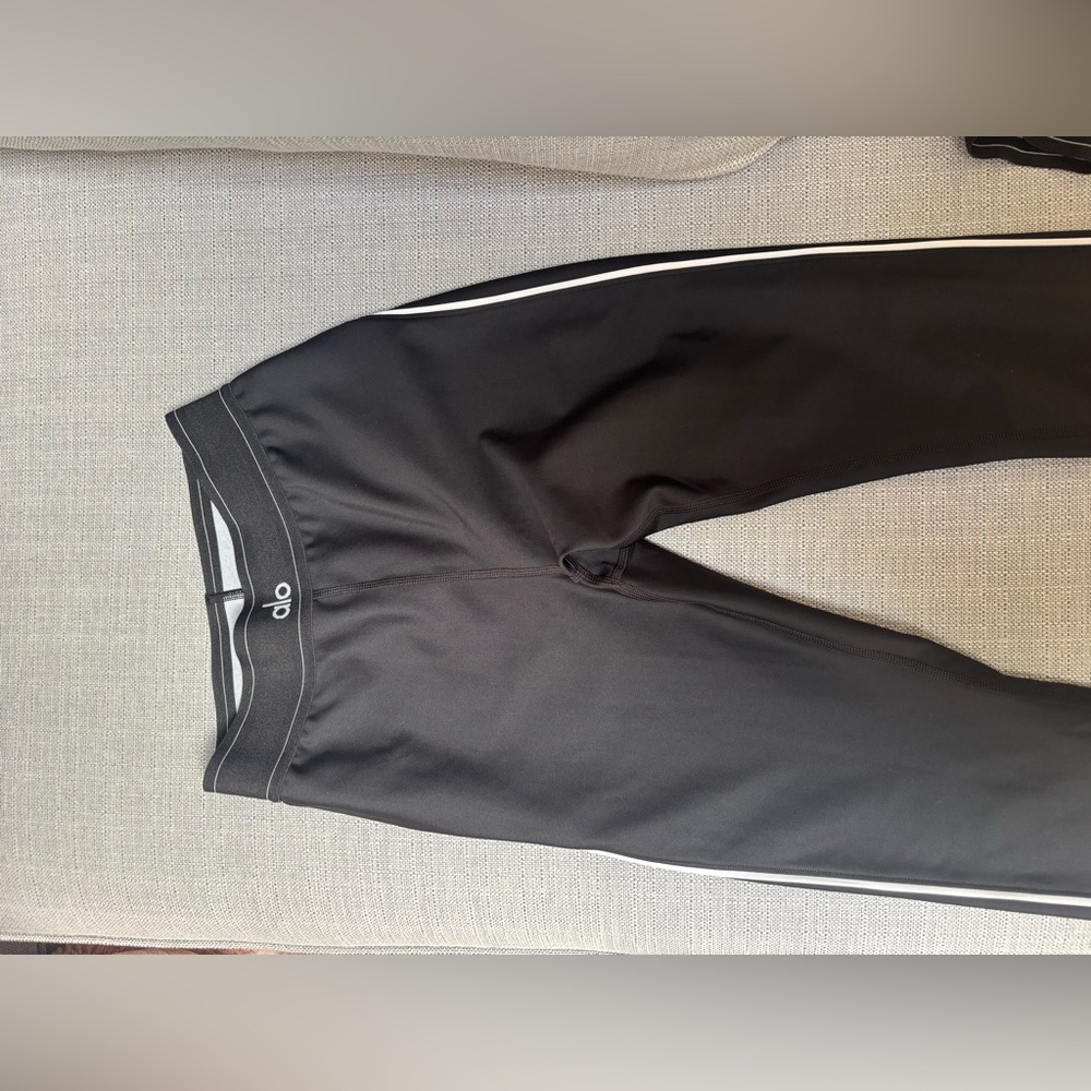 Alo Yoga Airlift Leggings